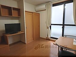 京都市営烏丸線 くいな橋駅 徒歩10分の賃貸アパート 1階1Kのリビング/ダイニング