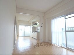 第21長栄コーポ小山 403 4階2LDKのリビング/ダイニング