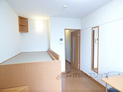 レオパレスQUERCUS 103 2階1Kのリビング/ダイニング