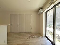 ユアメゾン桂 202 2階1LDKのリビング/ダイニング