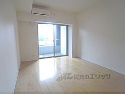 プリモ・レガーロ西京極 2階1Kのリビング/ダイニング