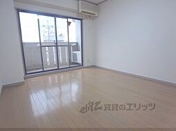 シルクコート嵐山 402 4階1Kのリビング/ダイニング