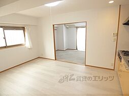 シャルレ10番館 407 4階1LDKのリビング/ダイニング