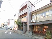 京都駅より徒歩10分 1階 築25年8ヶ月の賃貸物件