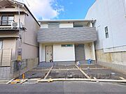 桂駅より徒歩16分 2階 築1年7ヶ月の賃貸物件