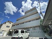 出町柳駅より徒歩5分 築17年7ヶ月 4階建の賃貸物件