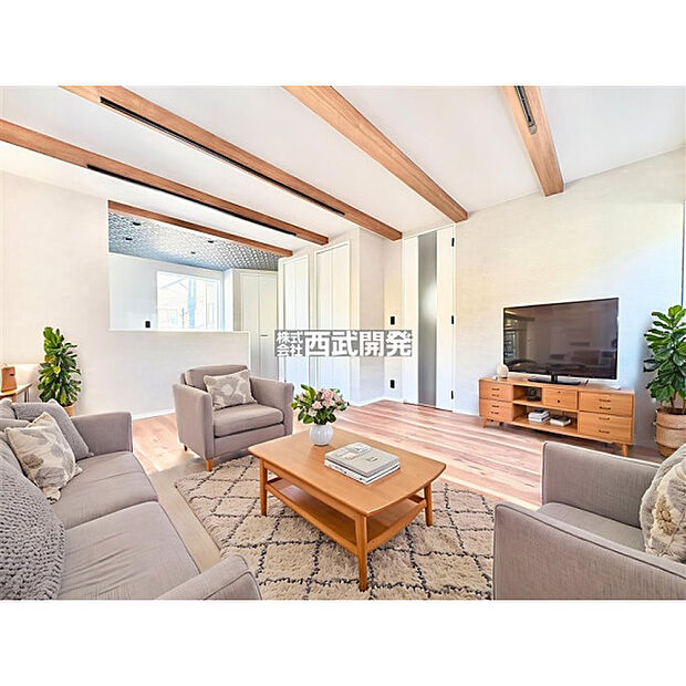 配置してある家具や小物はCGによるイメージです