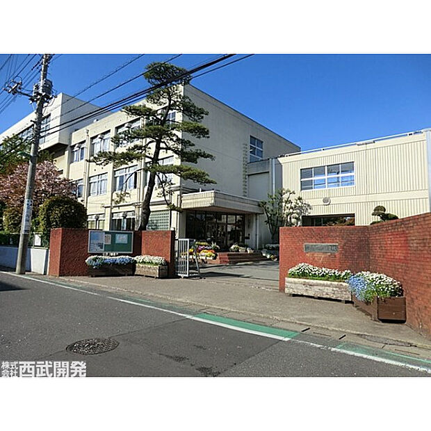 川口市立戸塚中学校