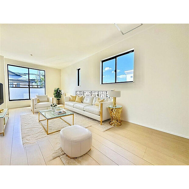 配置してある家具や小物はCGによるイメージです。