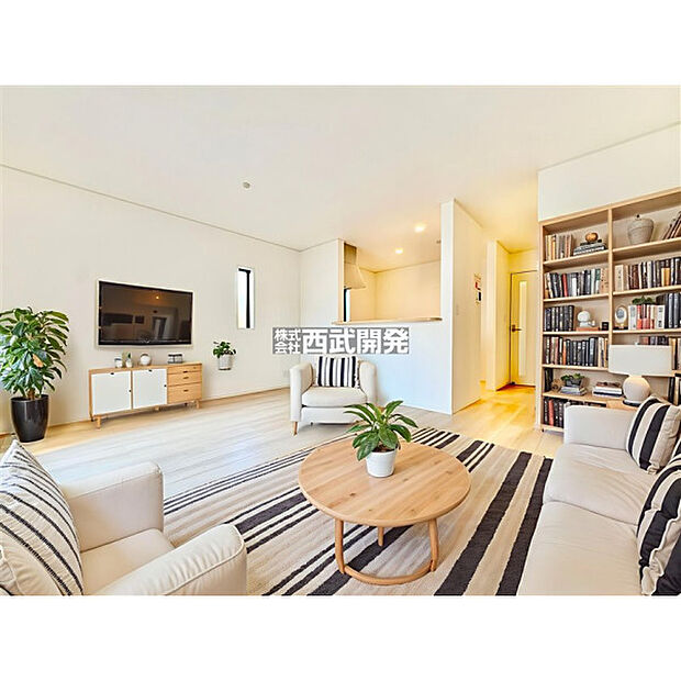 配置してある家具や小物はCGによるイメージです