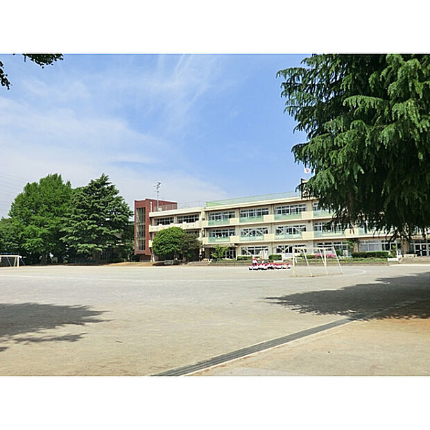 鳩ヶ谷小学校