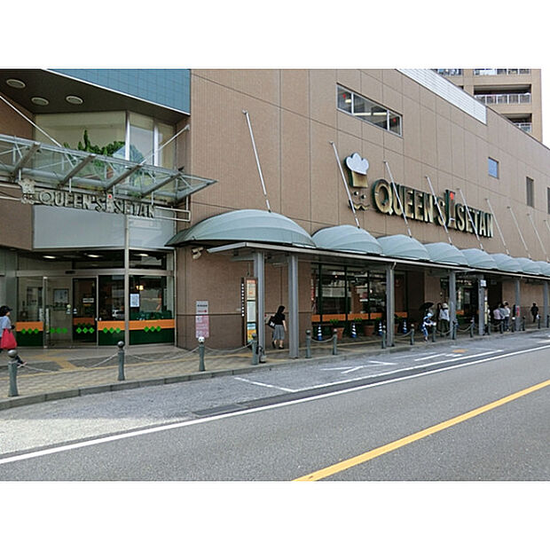 クイーンズ伊勢丹