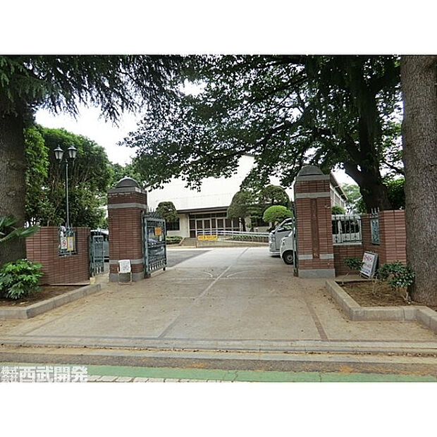 南浦和小学校