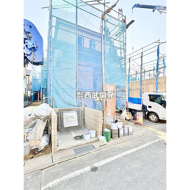 販売現地