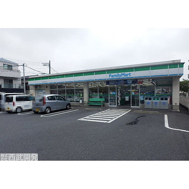 ファミリーマート