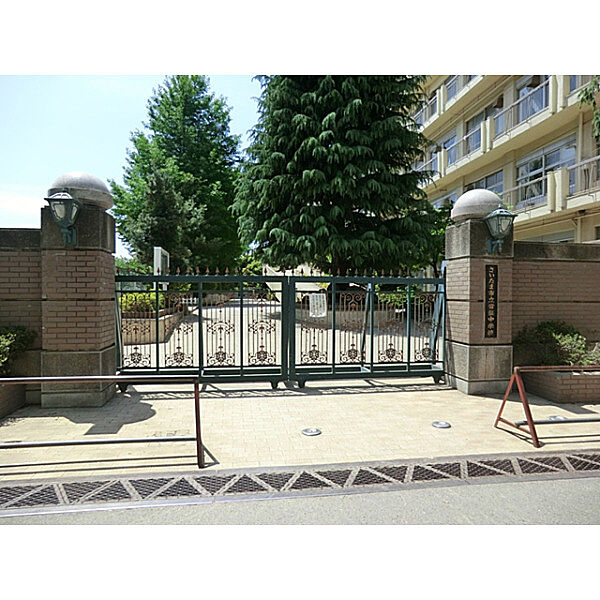 常盤中学校