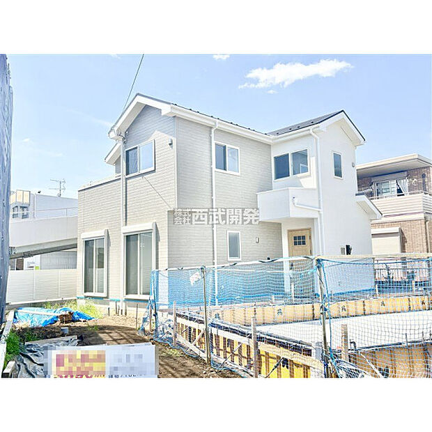 販売現地