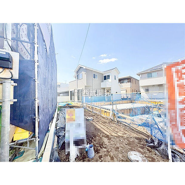販売現地