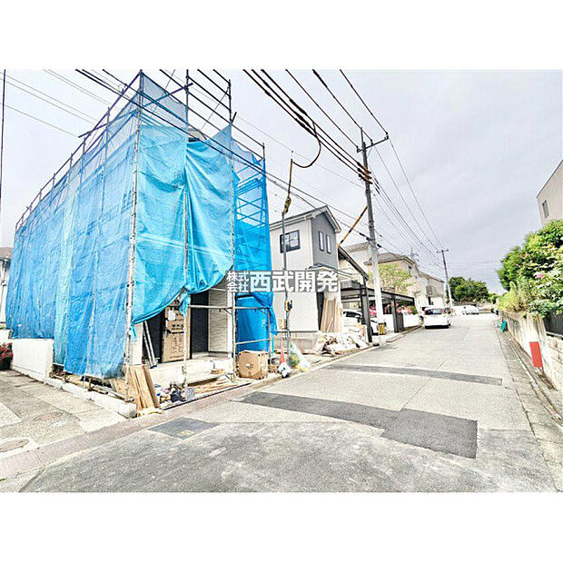 前面道路含む現地全景