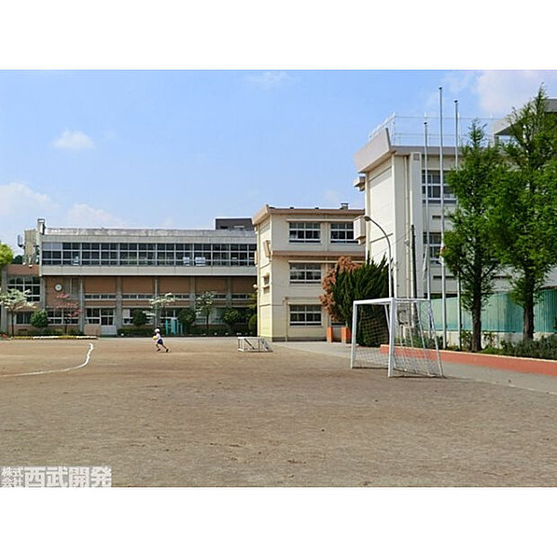 芝西小学校