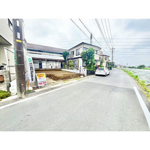 販売現地