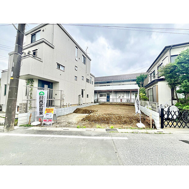 販売現地