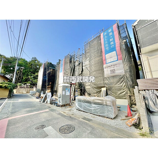 前面道路含む全景