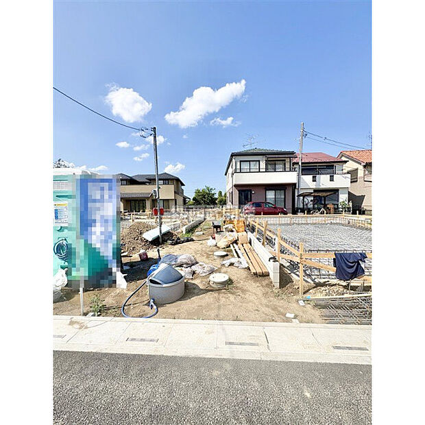 販売現地