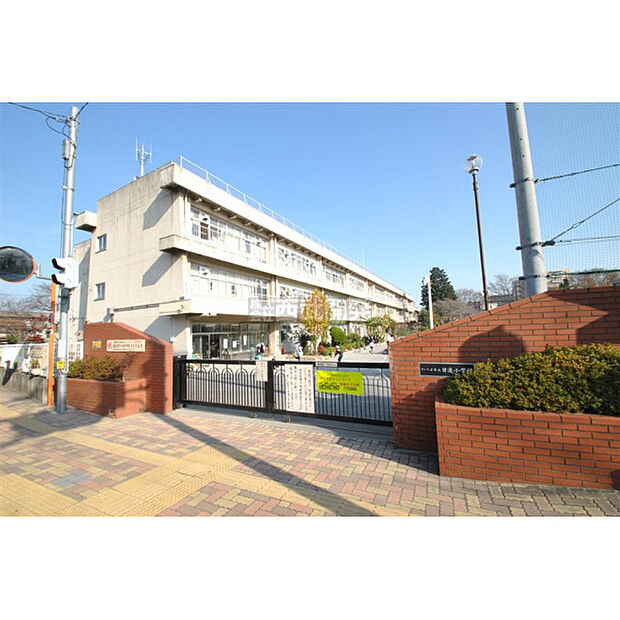日進小学校