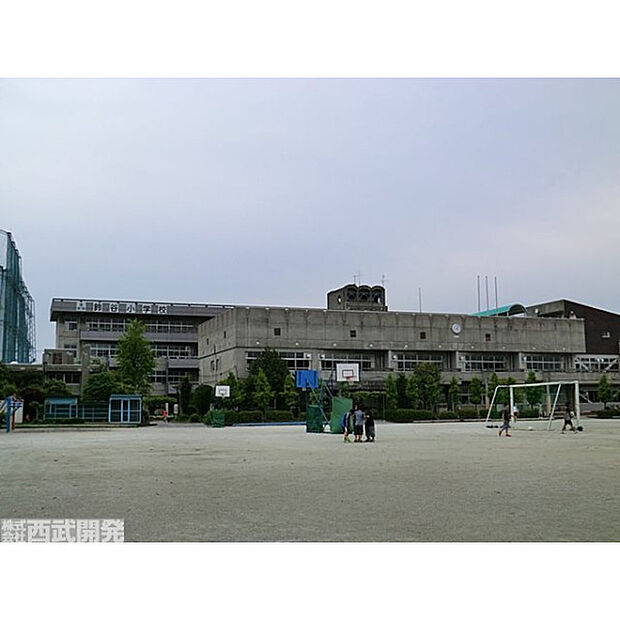 鈴谷小学校