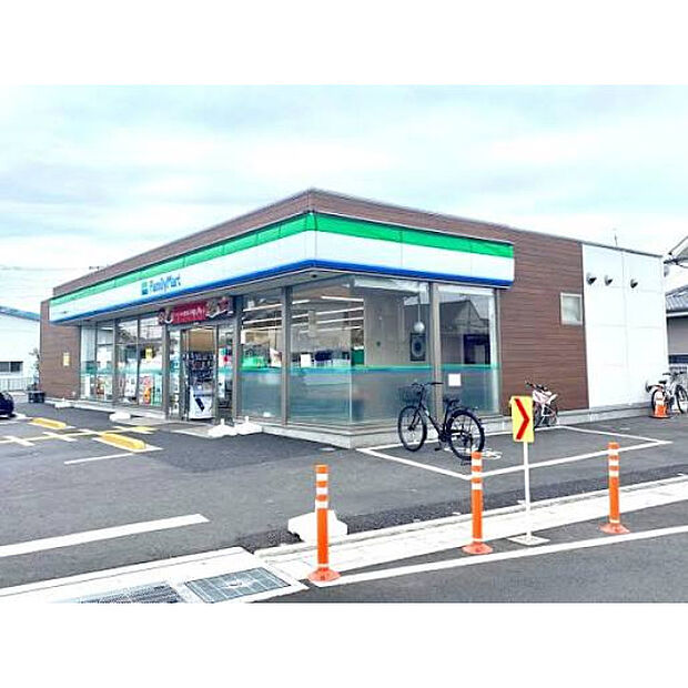 ファミリーマート