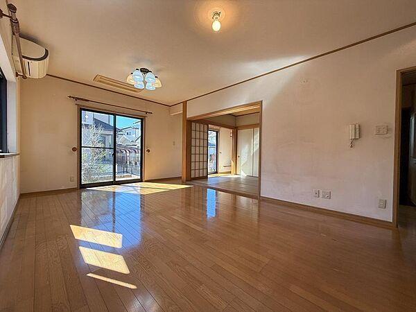 リビング/ダイニング