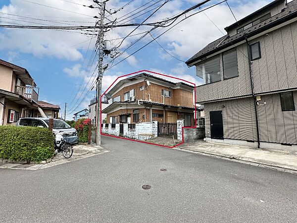 北西側前面道路