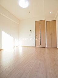 JR南武線 武蔵新城駅 徒歩6分の賃貸マンション 2階1Kのリビング/ダイニング