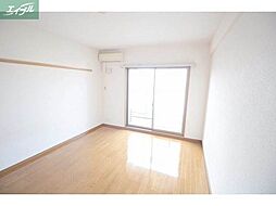 JR山陽本線 岡山駅 徒歩8分の賃貸マンション 5階1Kのリビング/ダイニング