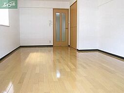 JR津山線 法界院駅 徒歩10分の賃貸マンション 4階1Kのリビング/ダイニング