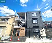 岡山駅より徒歩10分 築2年6ヶ月 3階建の賃貸物件