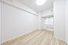 洋室：洋室（5.1帖）クローゼットの付いたお部屋です。