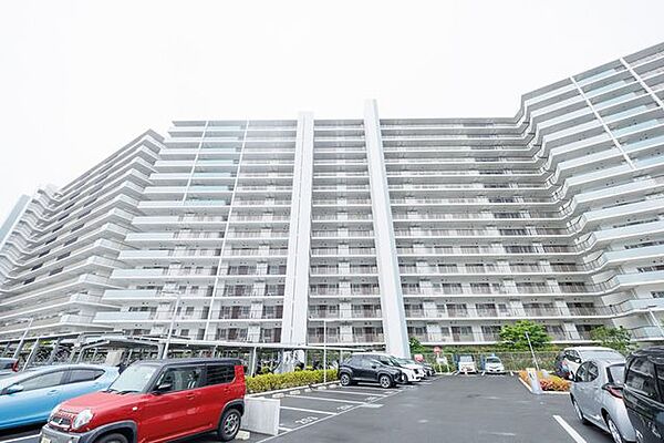 安心感のあるオートロック付マンションです。