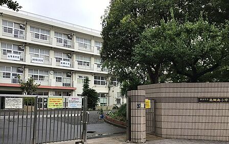 横浜市立北綱島小学校 徒歩5分。 390m