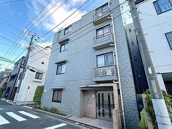平成12年築の新耐震基準マンション。