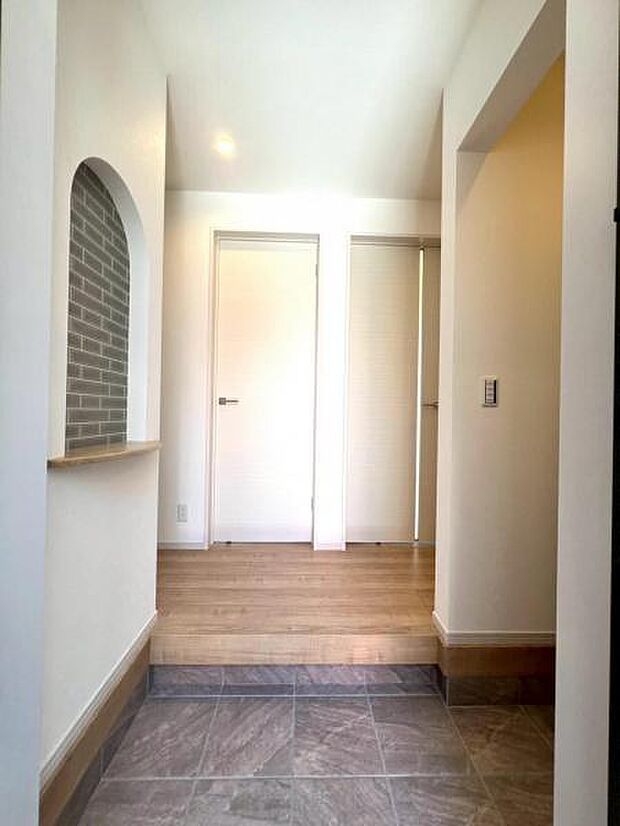 マイホームにあったら便利のスペースです!お履き物のコレクションも増えそうですね!