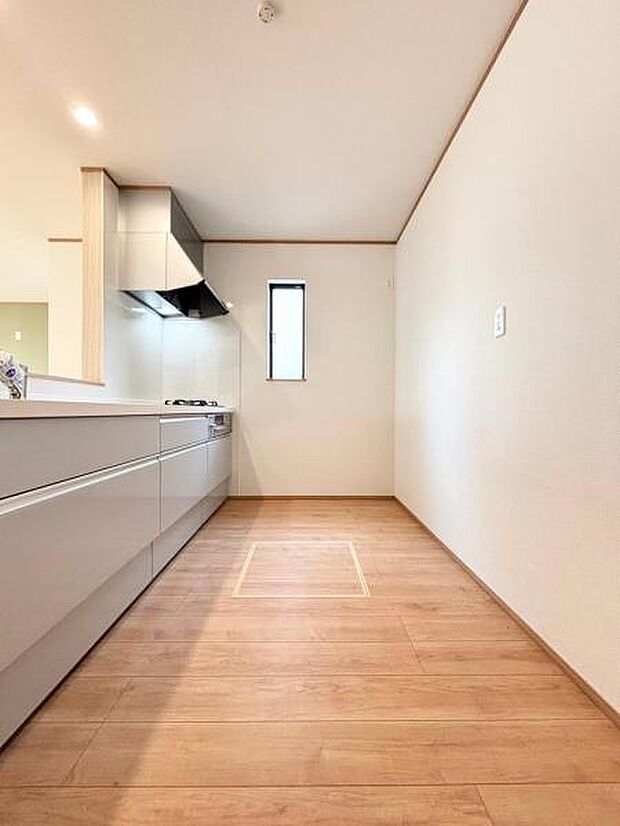 使い勝手の良いシステムキッチンがお料理のサポートをいたします!