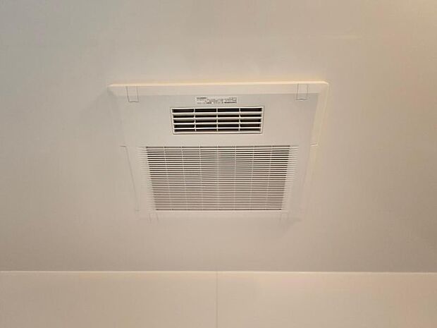 浴室乾燥機はマストアイテムです!冬場のヒートショックを予防します。