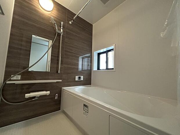 浴室スペースもゆとりがあり、お子様と入るなど、いつか過ごせなくなるお時間をたくさん過ごしてください!