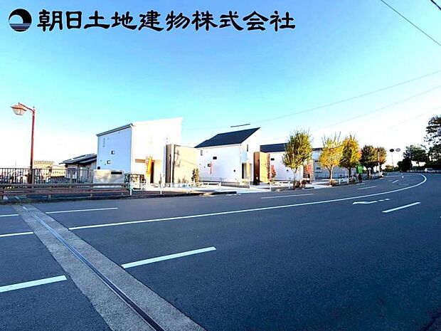 収納スペースも確保し、利便性ある空間。