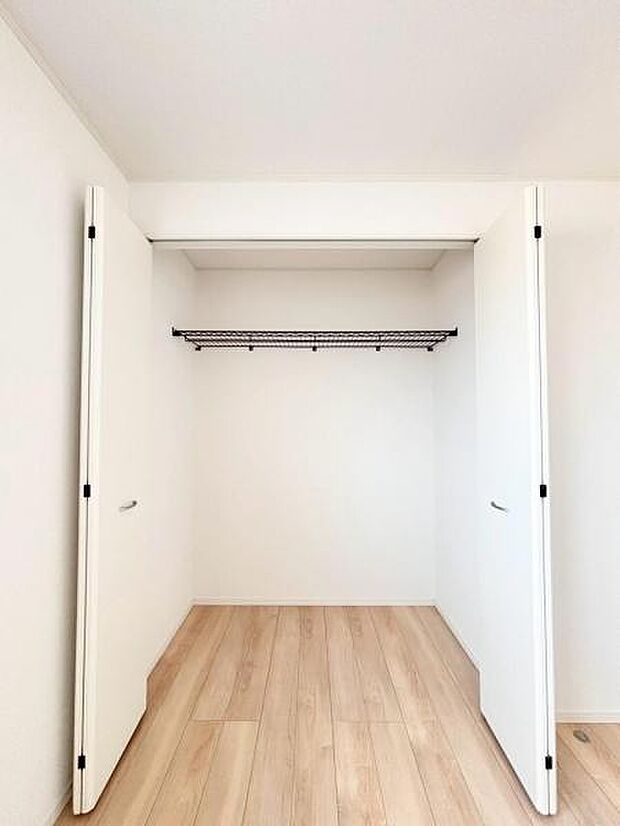 各部屋にクローゼット完備。ゆとりの収納で片付けも掃除もテキパキ完了。