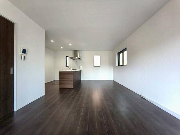 大切な家族が集まるからこそこだわりたいLDK。