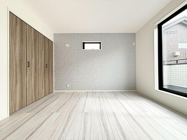 広々空間で家族一緒に寝れますね!