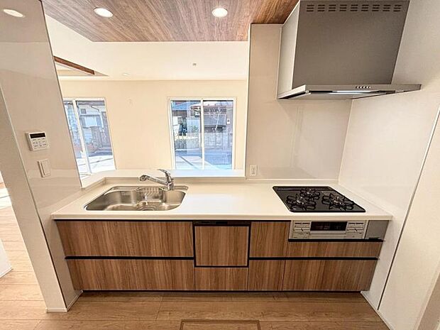 調理台が広く、お料理も楽しい時間になりますね!